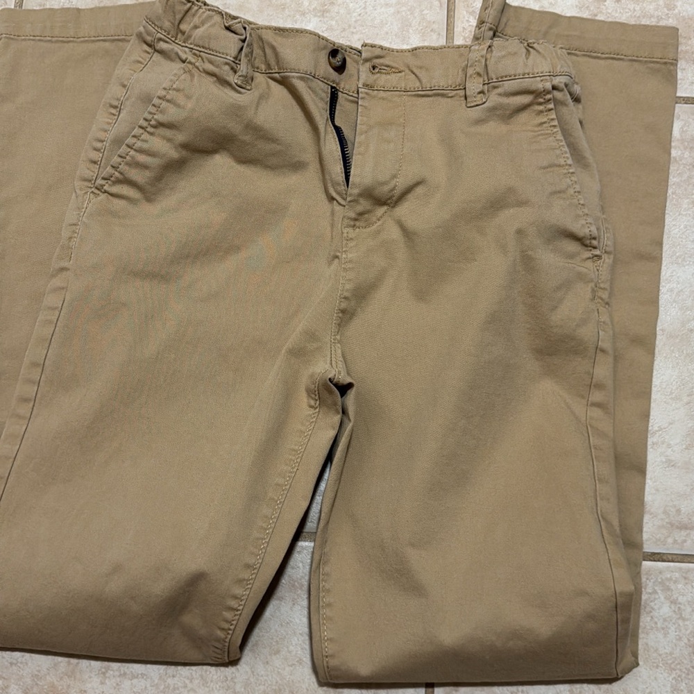 crown & ivy khaki chino pants